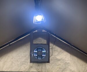 常設テントに換気扇を設置した画像